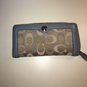 Accordion Zip Coach Wallet